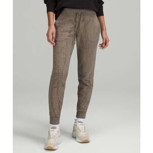 Lululemon Women’s Tread Dye Rover‎ Black Pull on Warm Down 7/8 Joggers Size 2